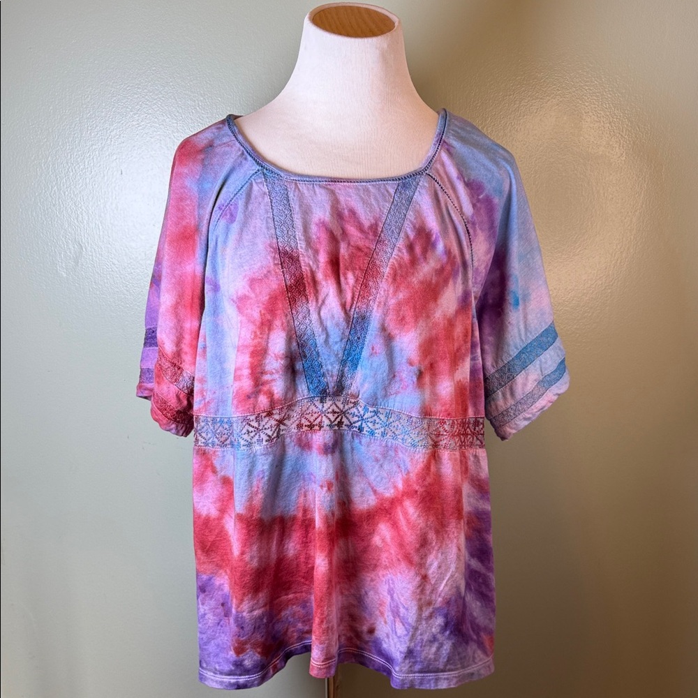 Tie-Dye Women's Top - Picture 1 of 8
